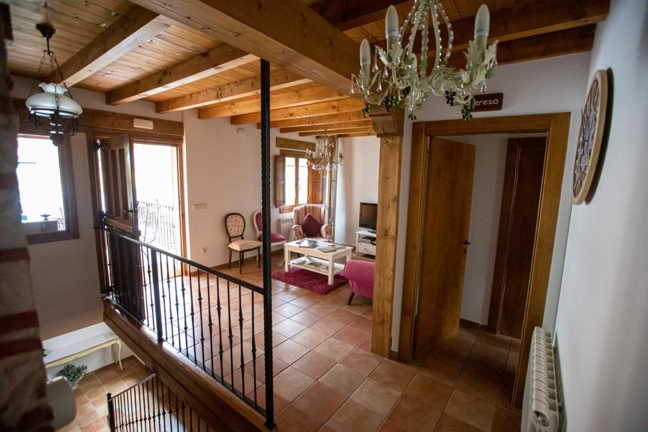 Hotel Rural En Las Cascadas De Tobera Exterior photo